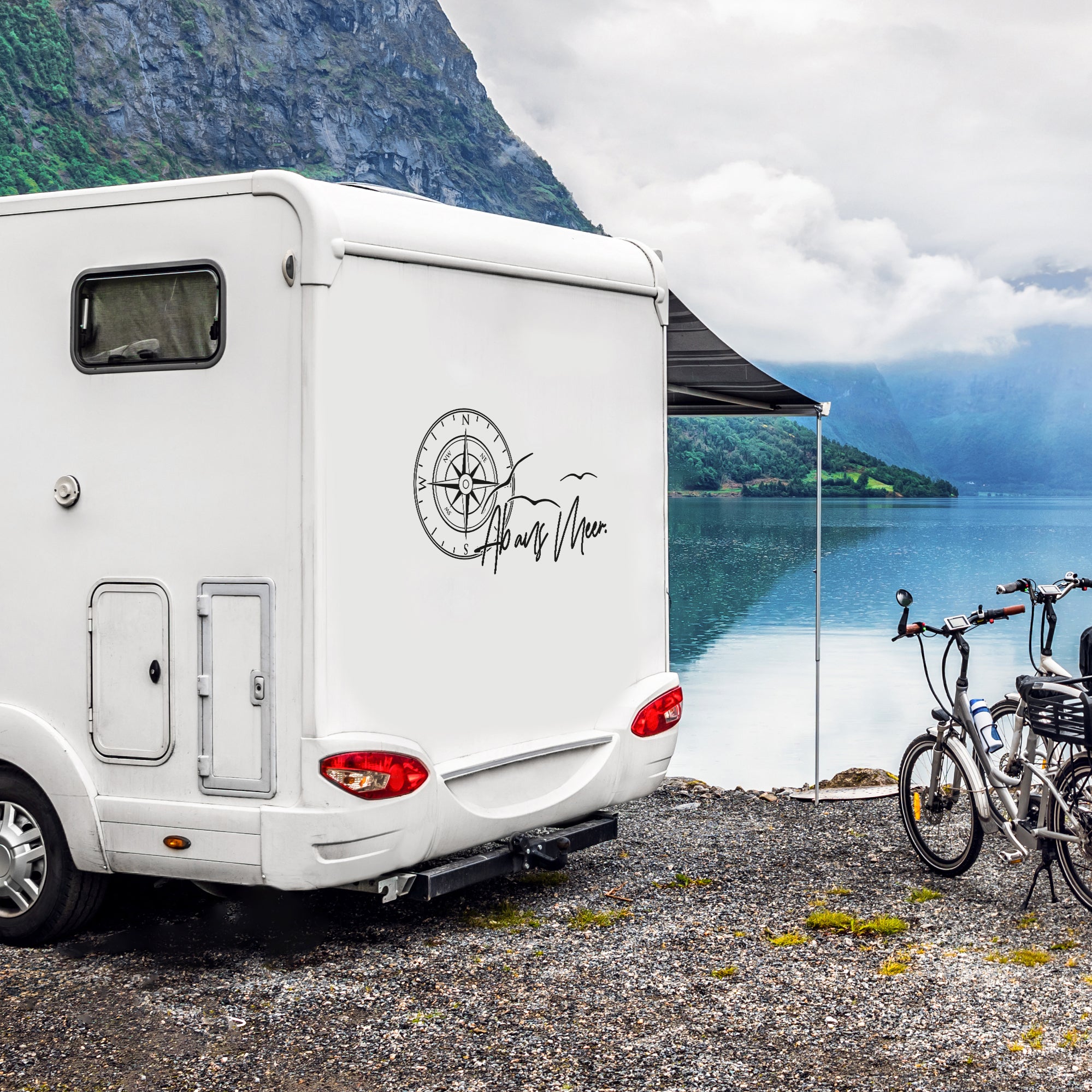 Adhesivo de camping "Hacia el mar"