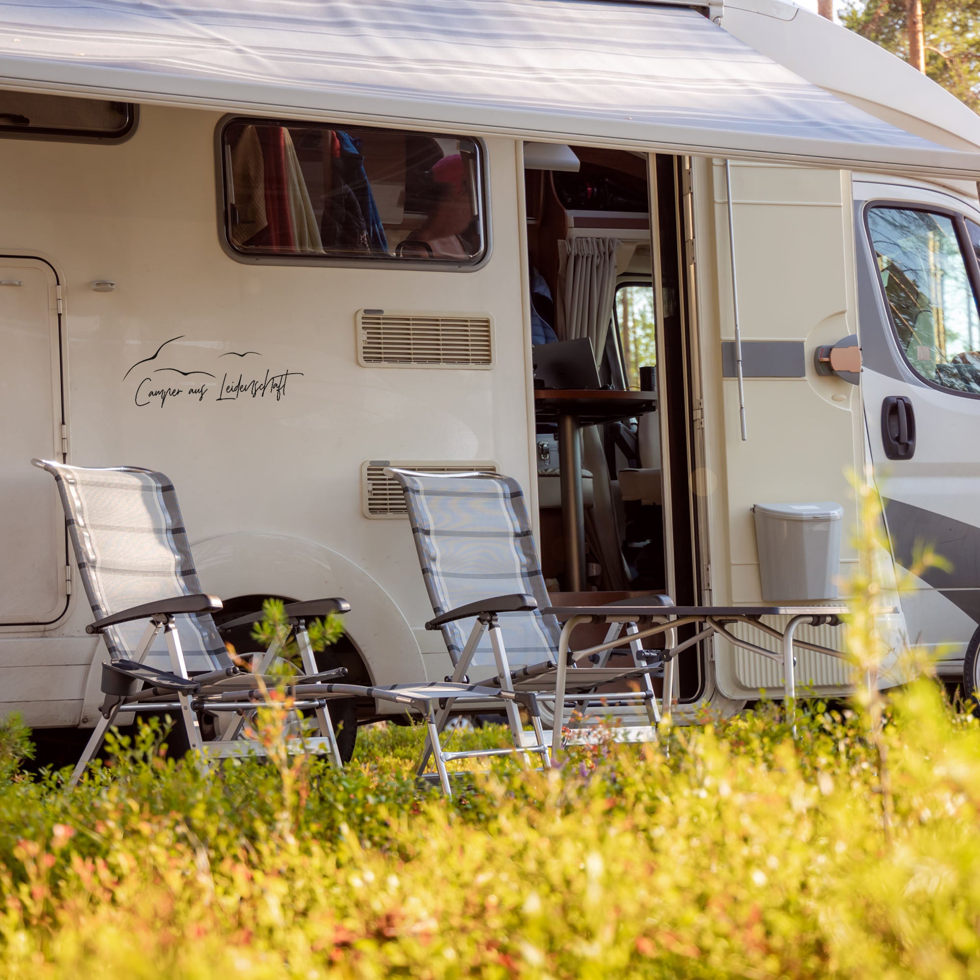 Camping sticker "Camper with passion"