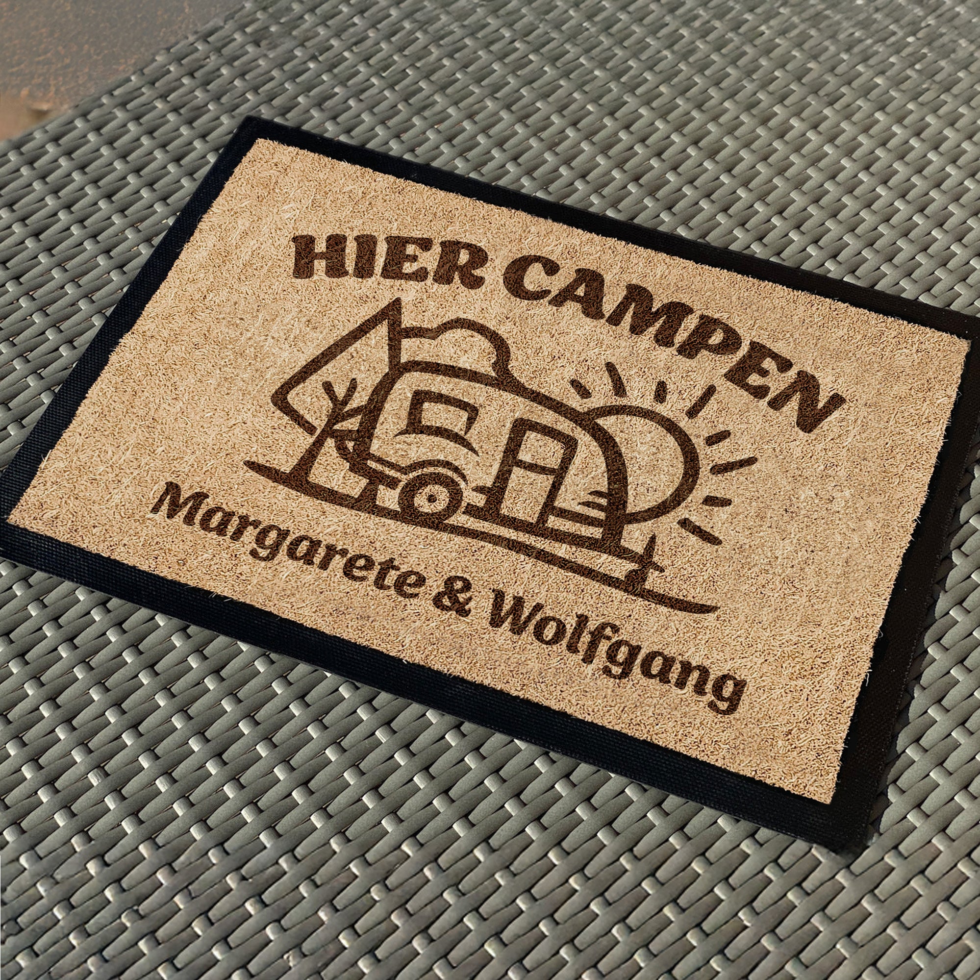 Camping Fussmatte "Hier campen... - WoWa" personalisierbar