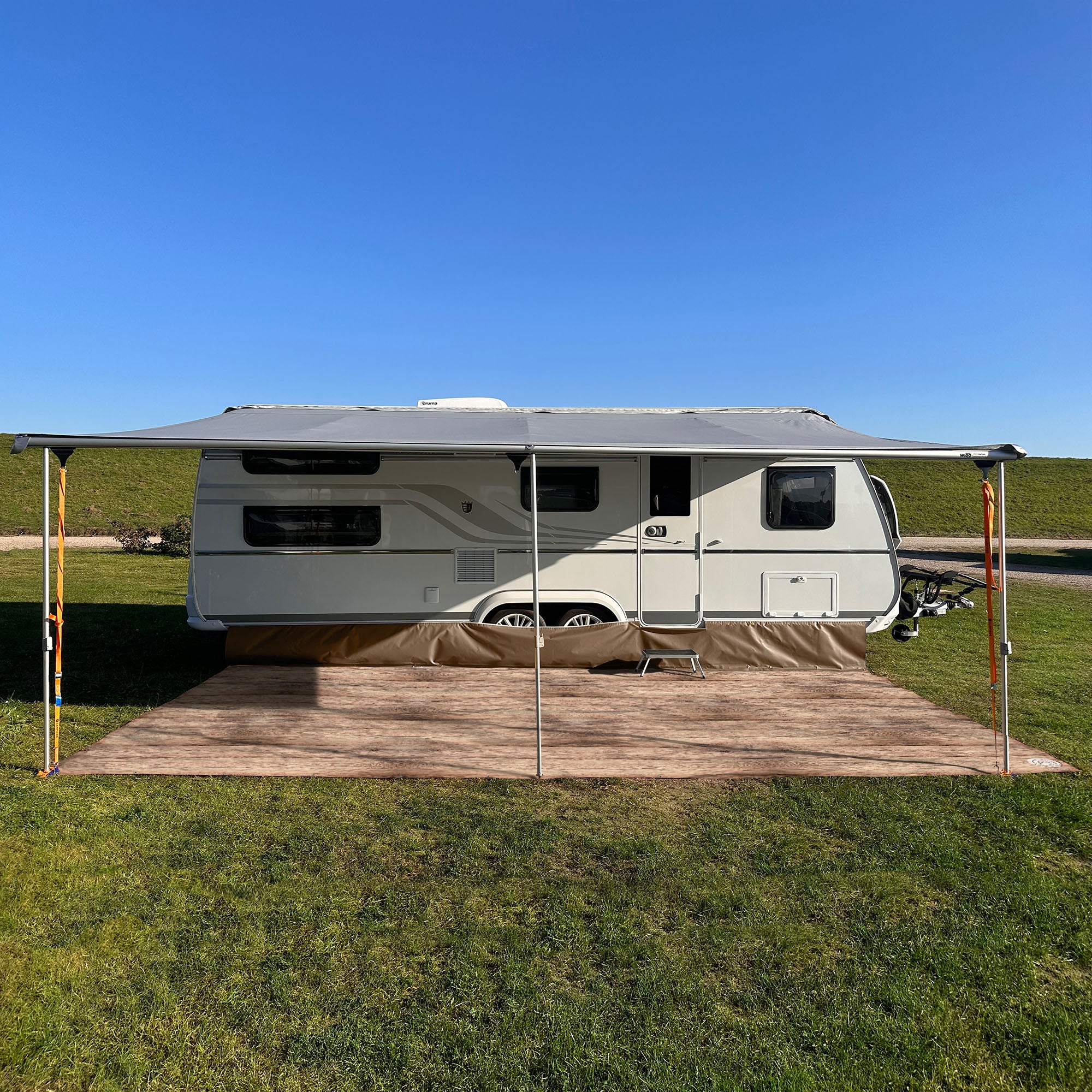 PREMIUM Vorzeltteppich mit abnehmbarer Windschürze - "Holzdeck"