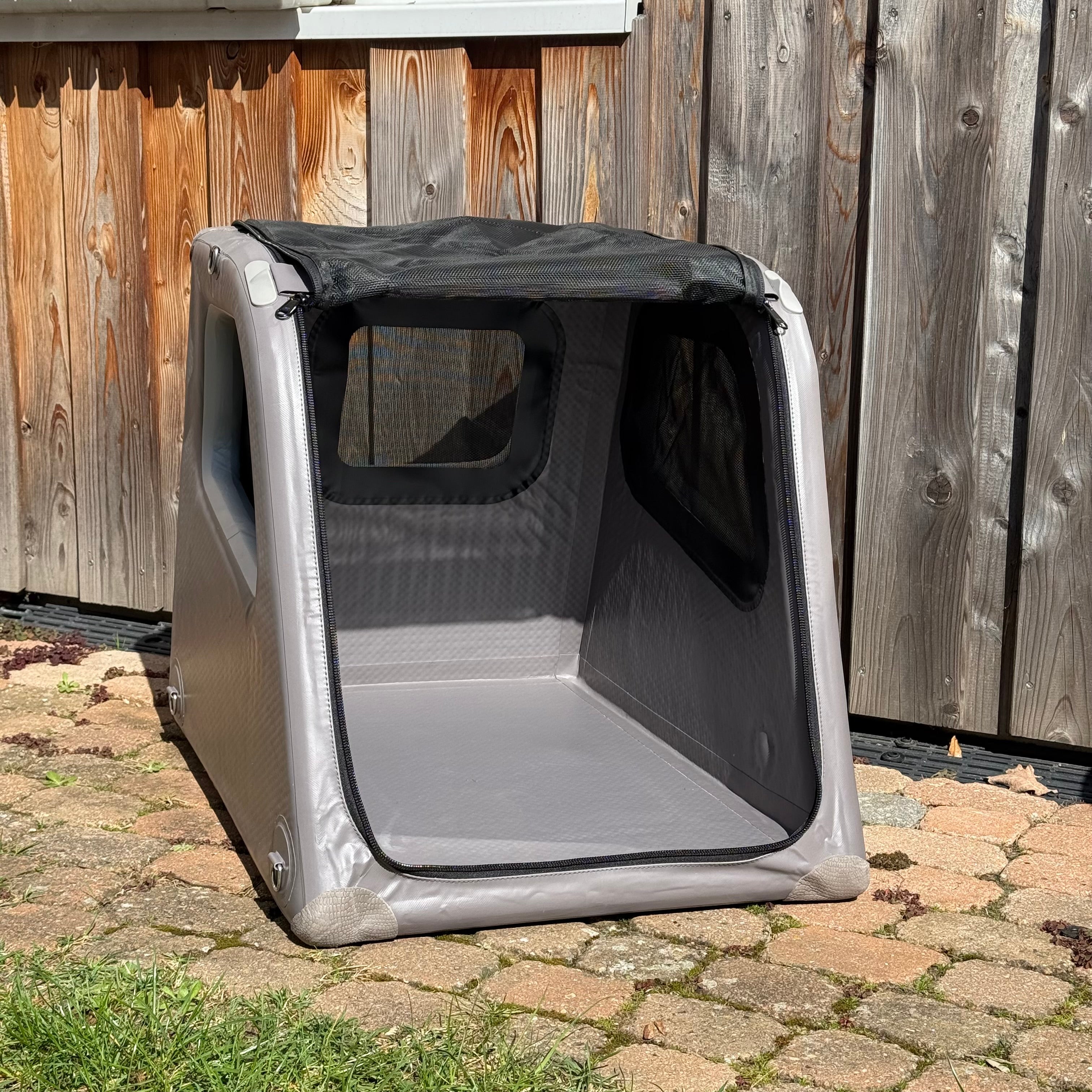Aufblasbare Hunde Transportbox für den Kofferraum