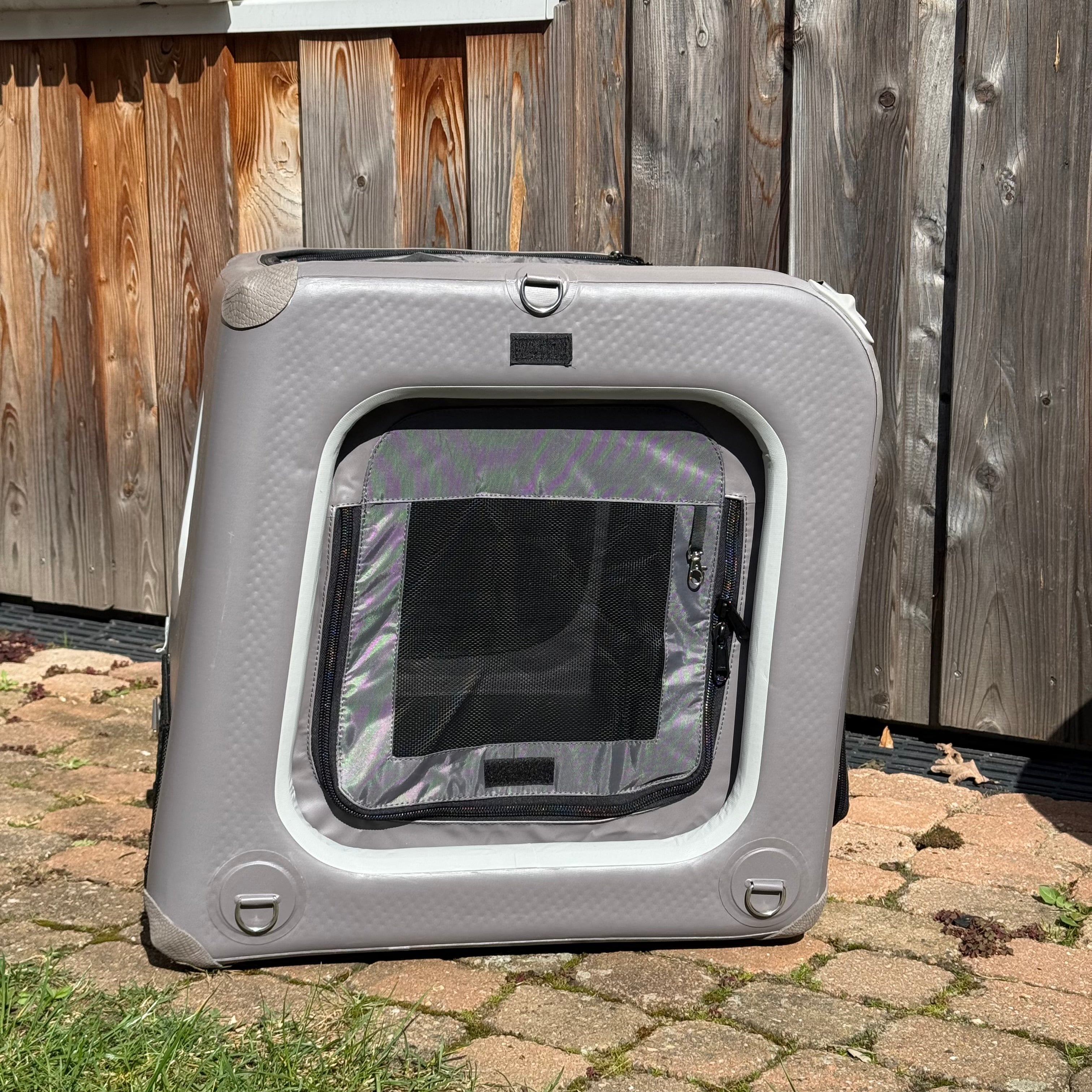 Aufblasbare Hunde Transportbox mit seitlichem Eingang