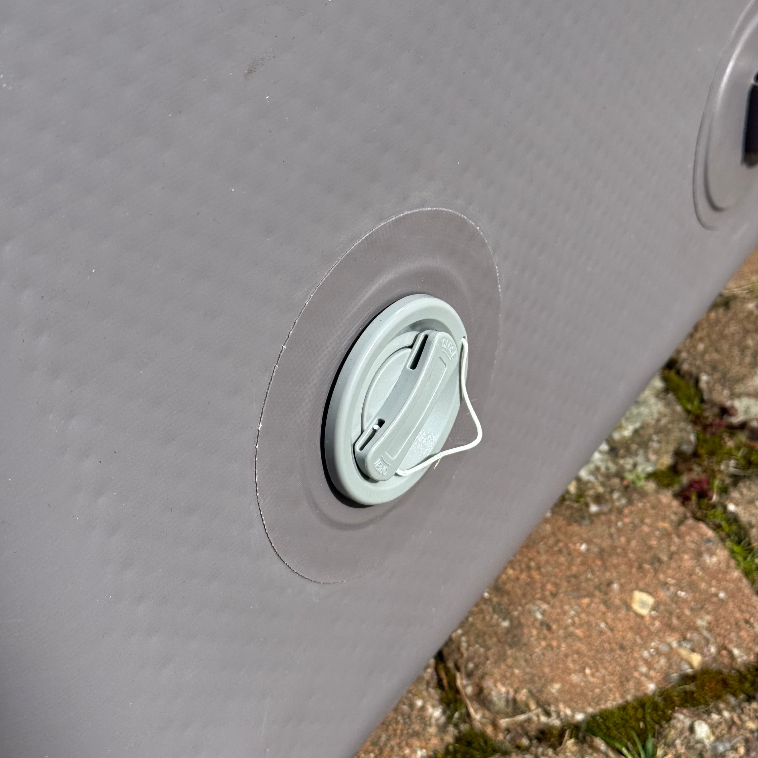 Aufblasbare Hunde Transportbox mit seitlichem Eingang