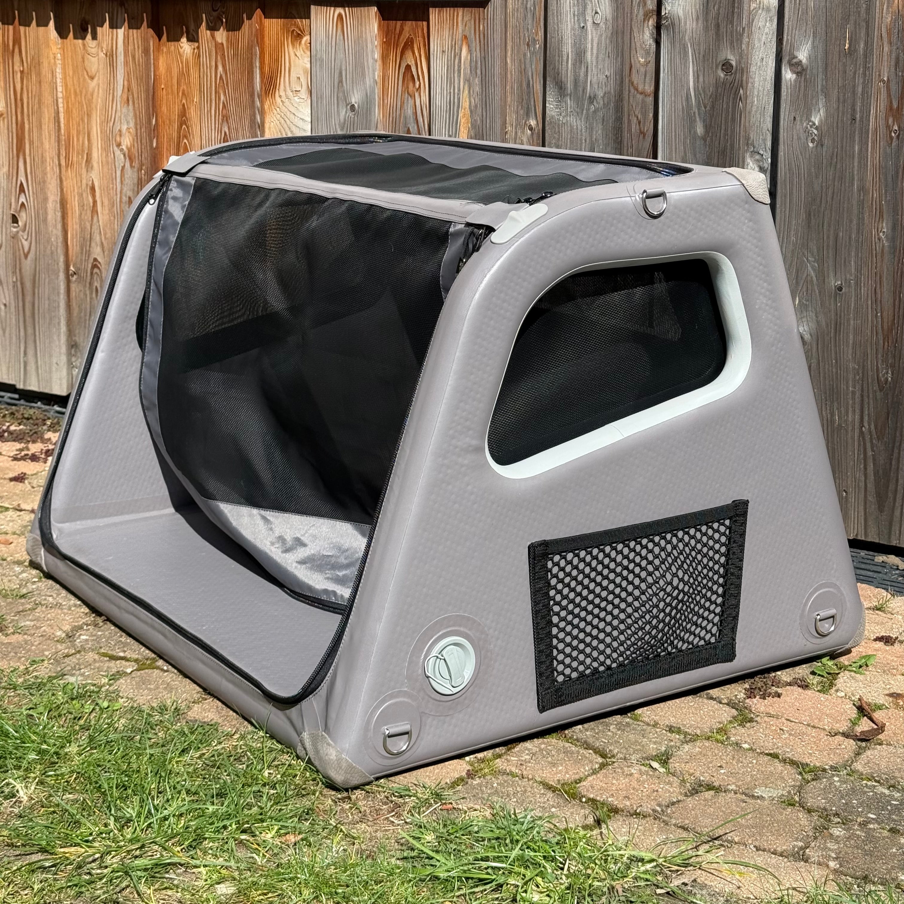 Aufblasbare Hunde Transportbox für den Kofferraum