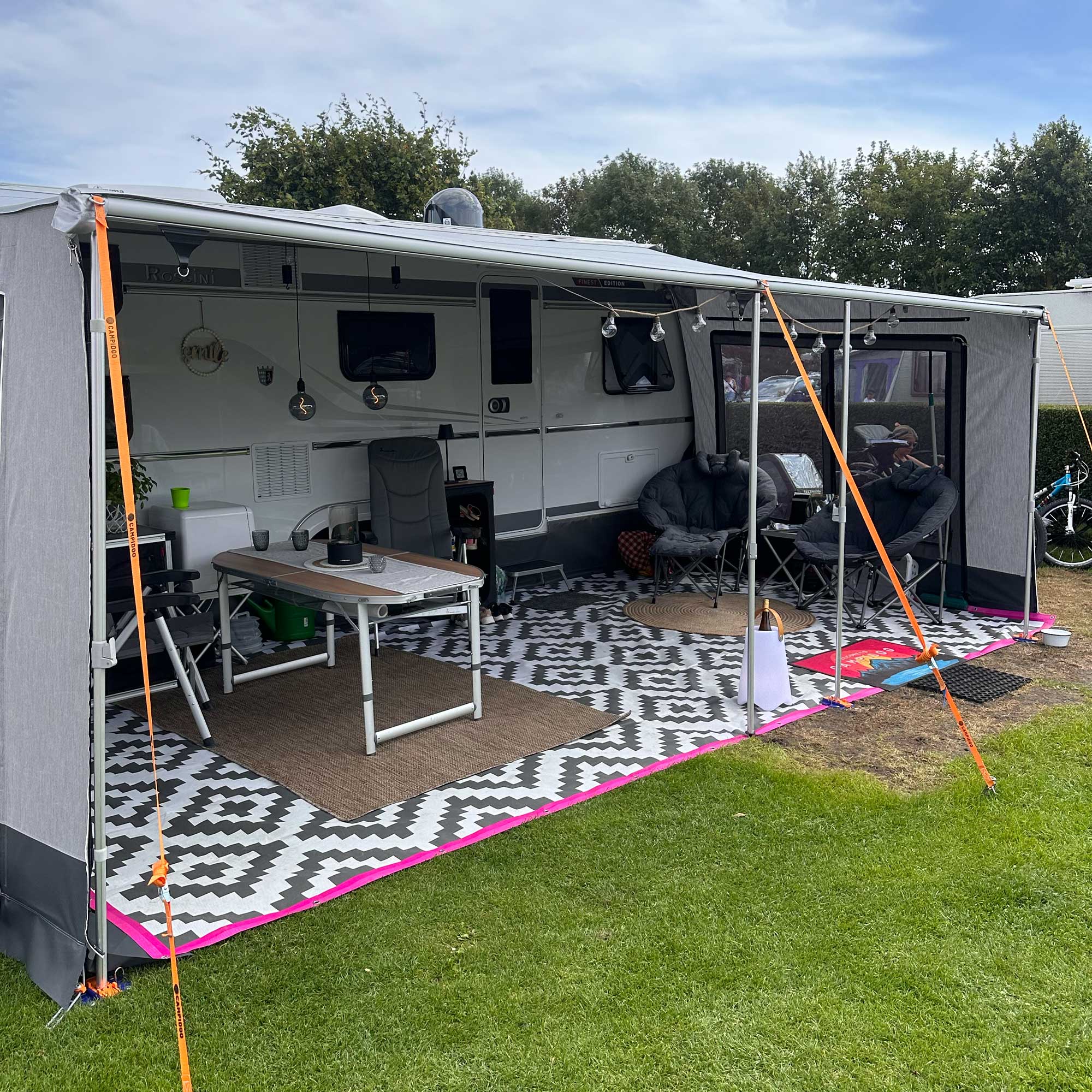 PREMIUM awning carpet for WIGO Rolli Plus - "Paris with Pink"