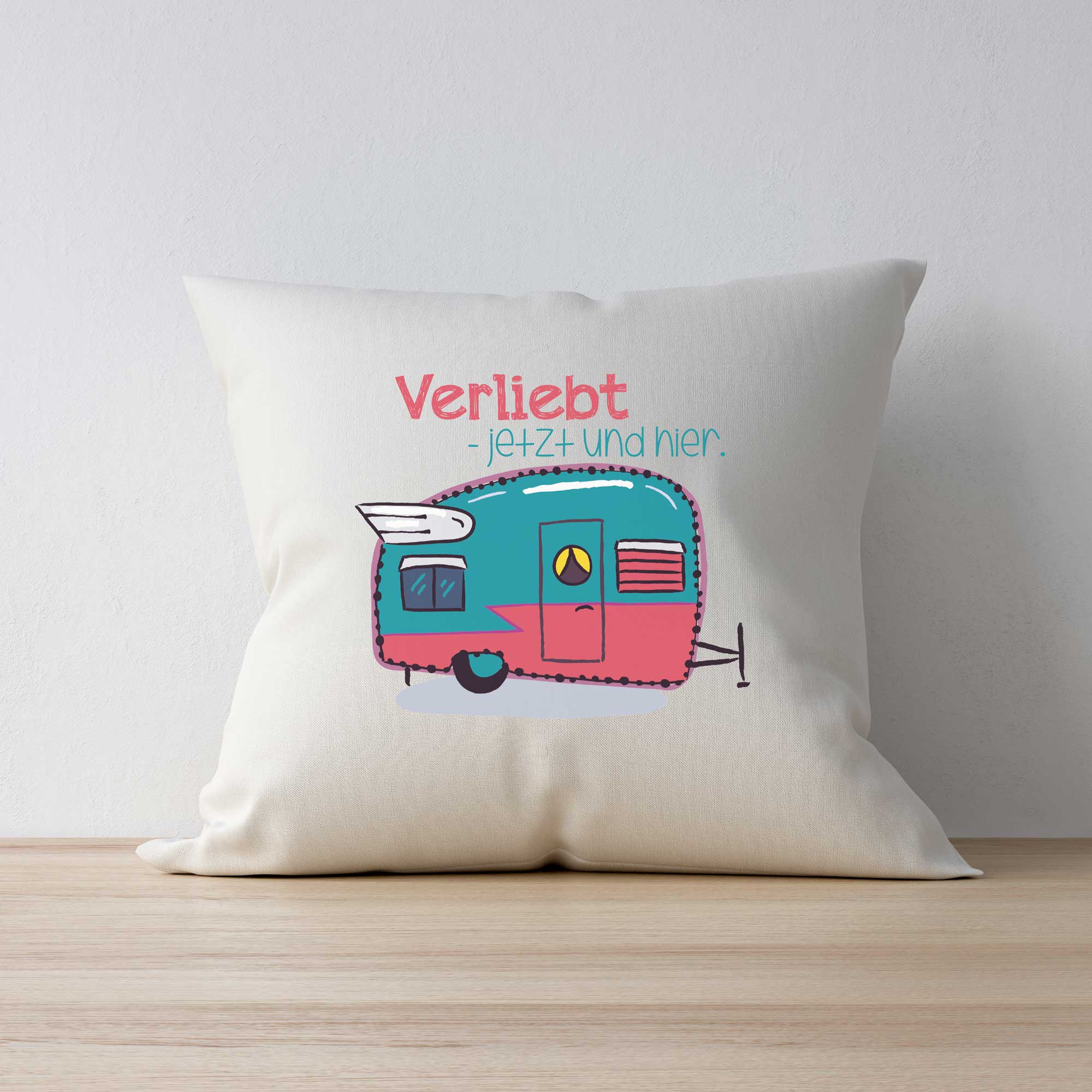 Almohada de camping "enamorada y alegre"