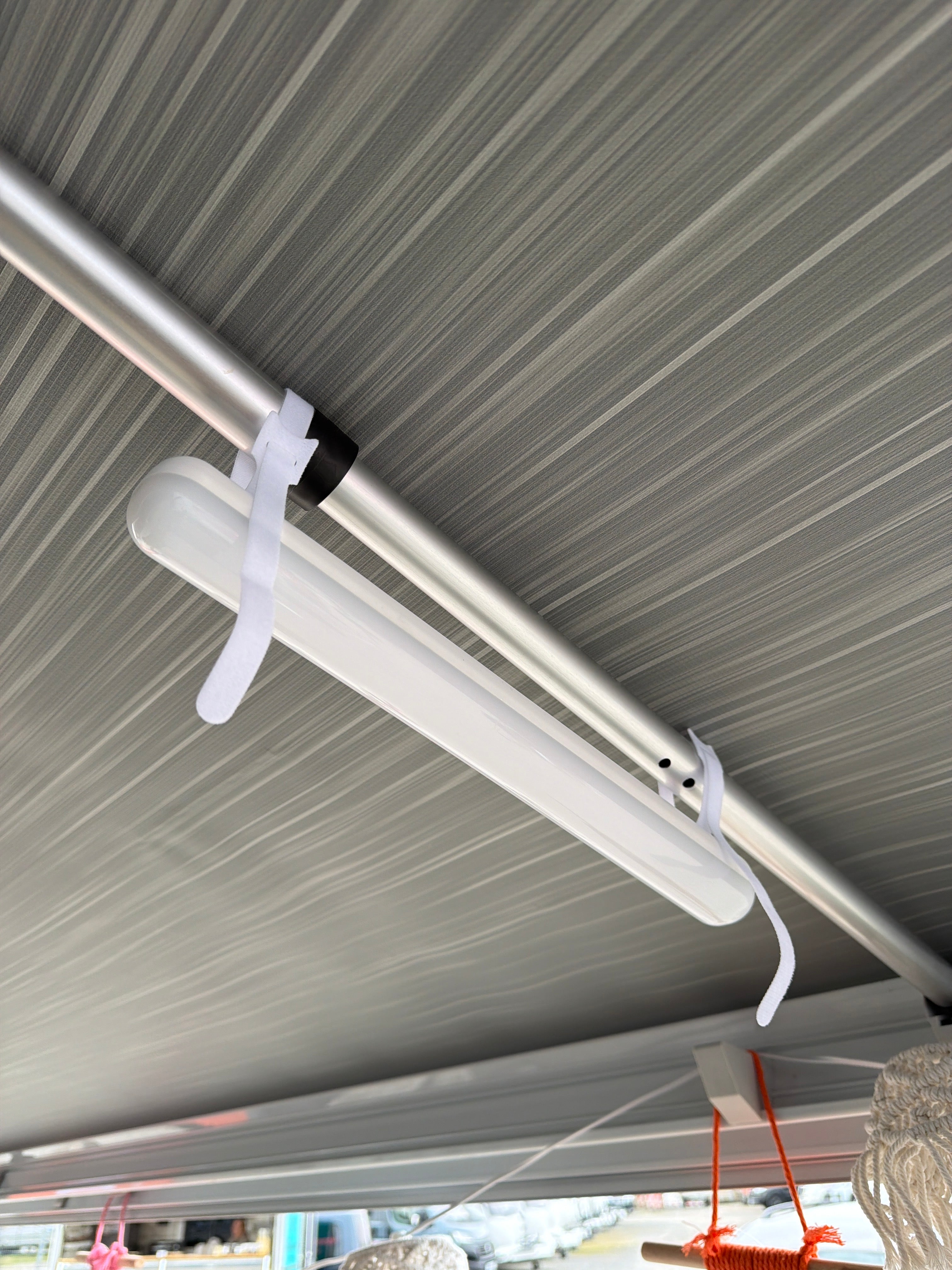 Camping Zelt Lichtleiste