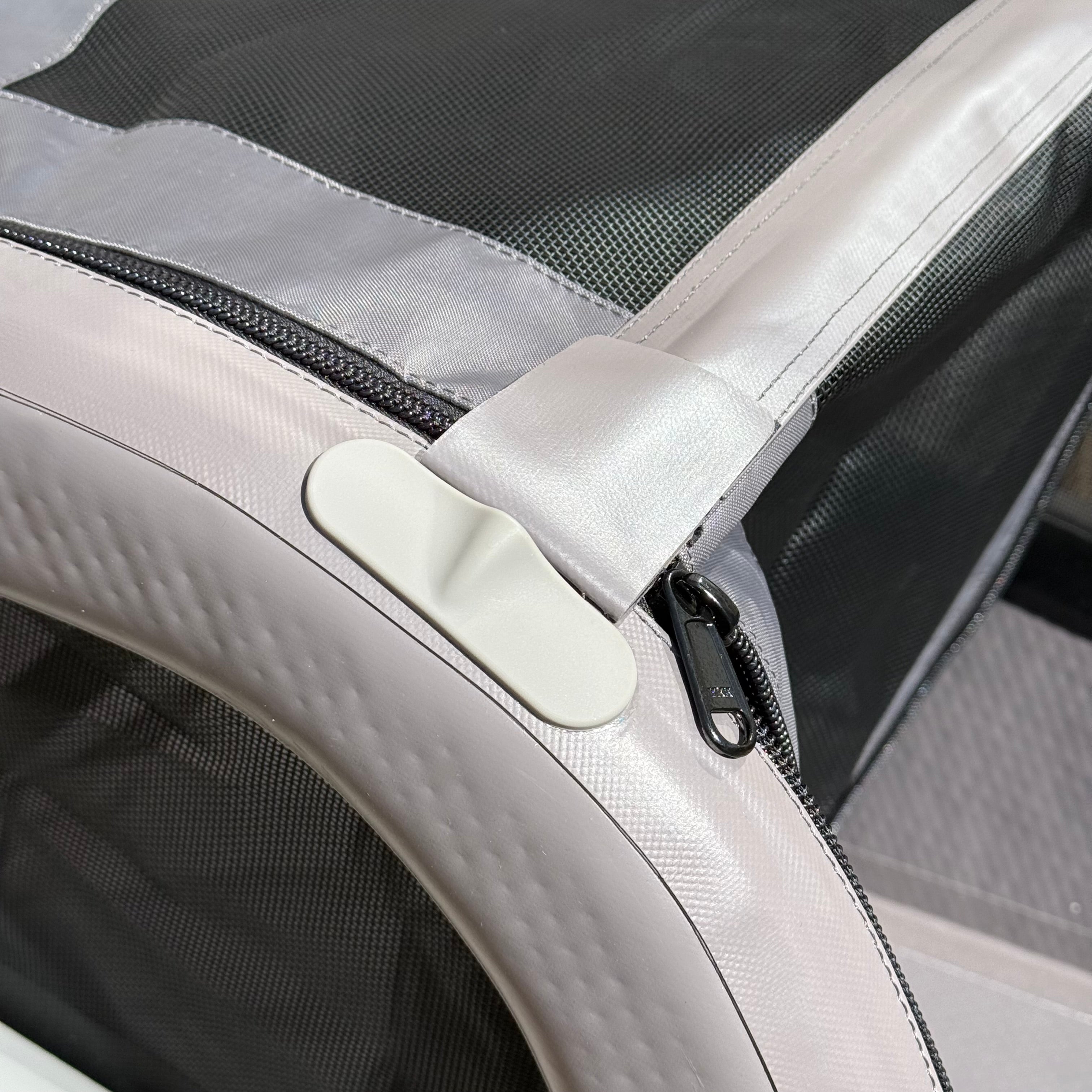 Aufblasbare Hunde Transportbox für den Kofferraum
