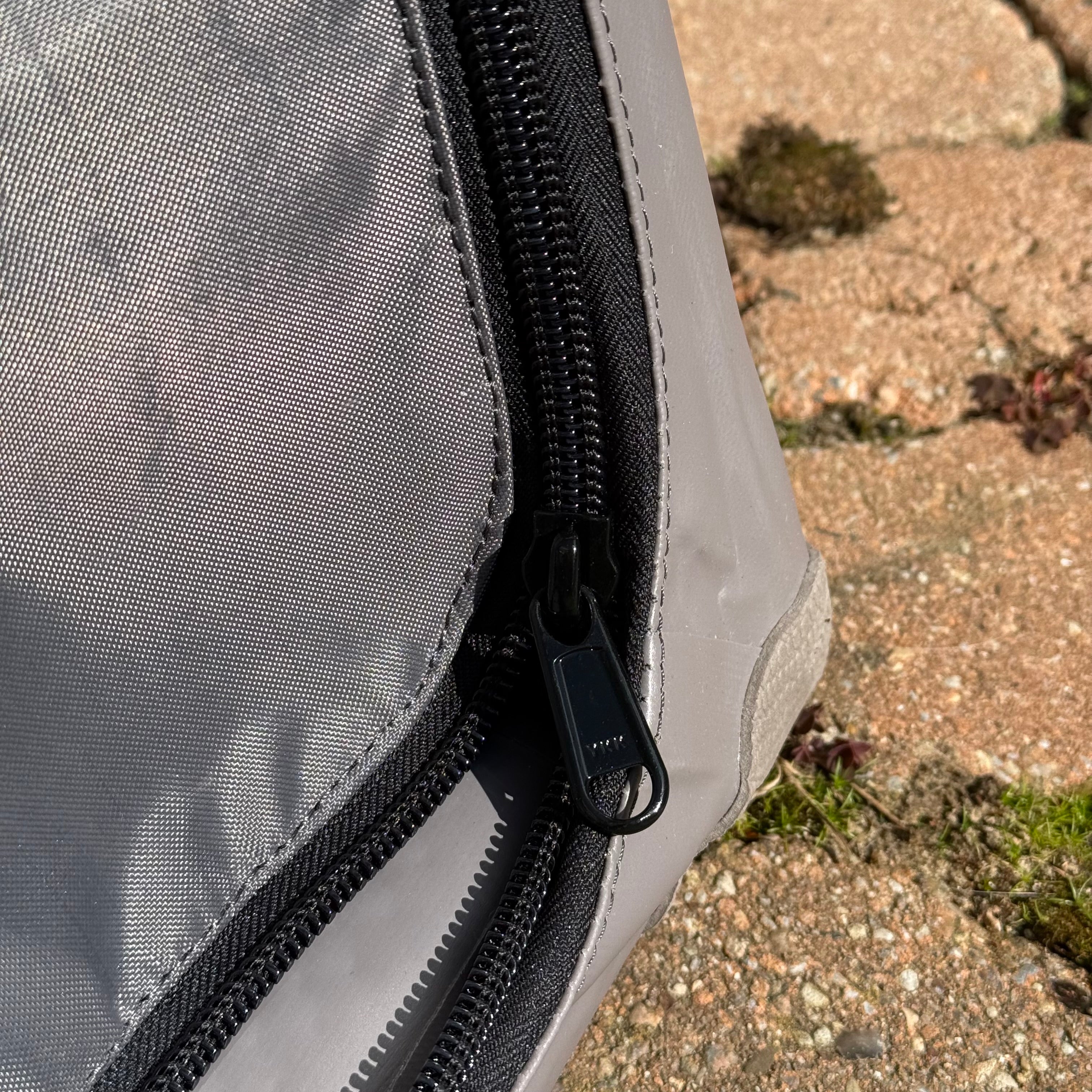 Aufblasbare Hunde Transportbox für den Kofferraum